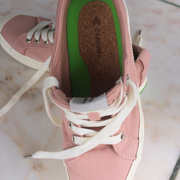 Cariuma Rose OCA Low Canvas Sneakers, size 7.5 worn once. - Picture 2 of 12